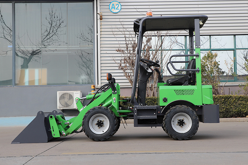 コンパクトホイールローダ