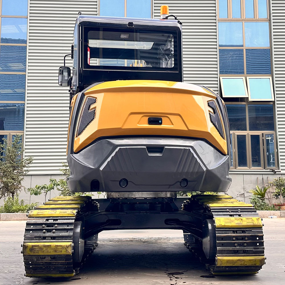 6トンの掘削機を販売中