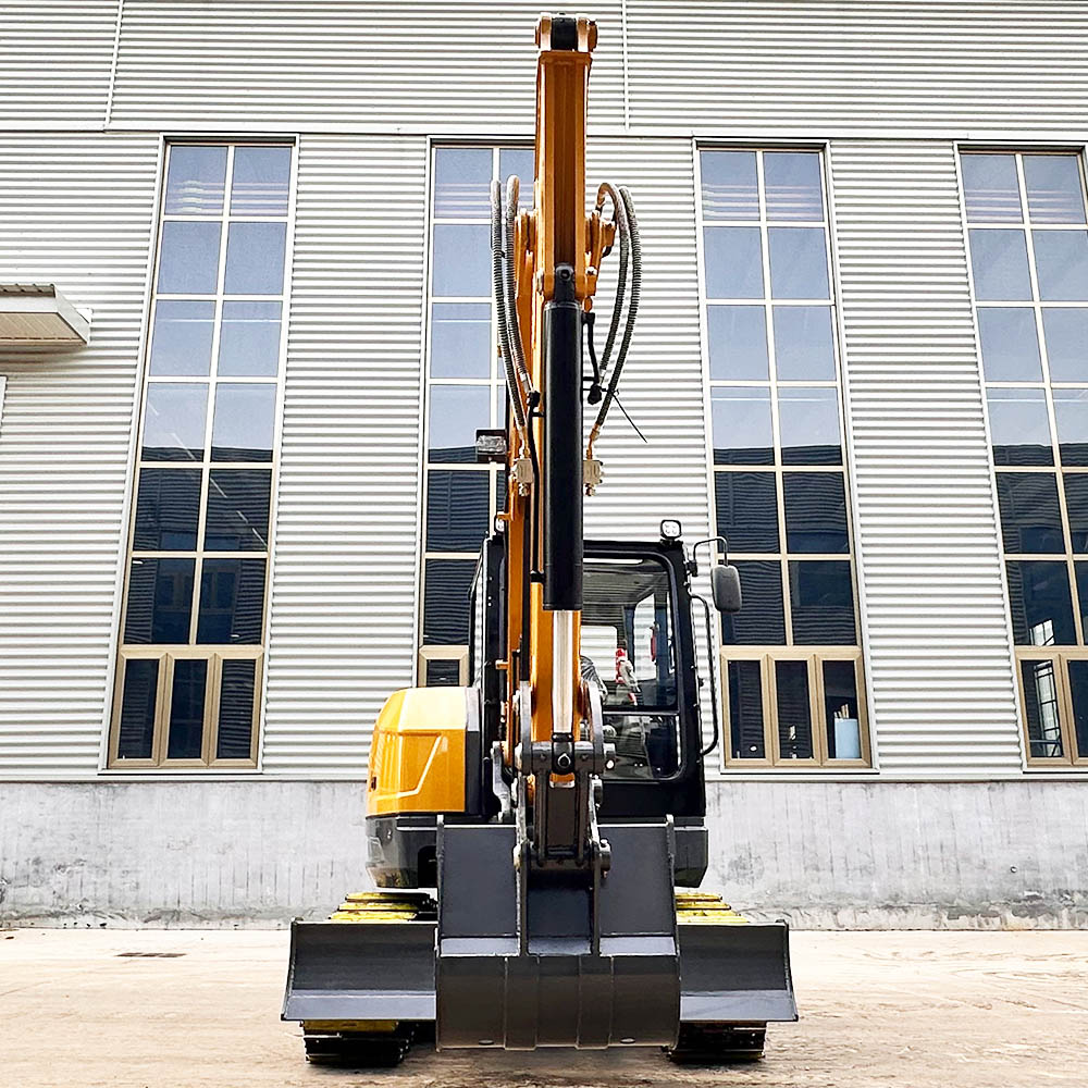 6トンの掘削機を販売中