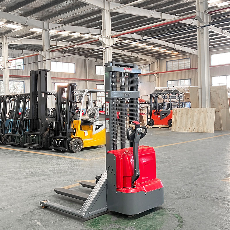 スタッカーコスト