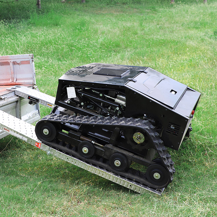 ガソリン式芝刈り機