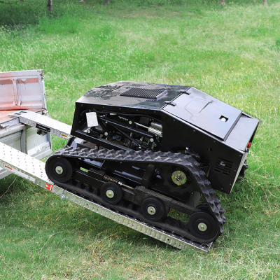 ガソリン式芝刈り機