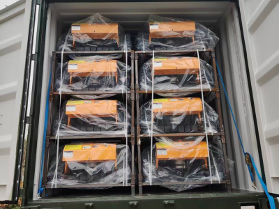 欧州の海外倉庫に芝刈り機の在庫あり