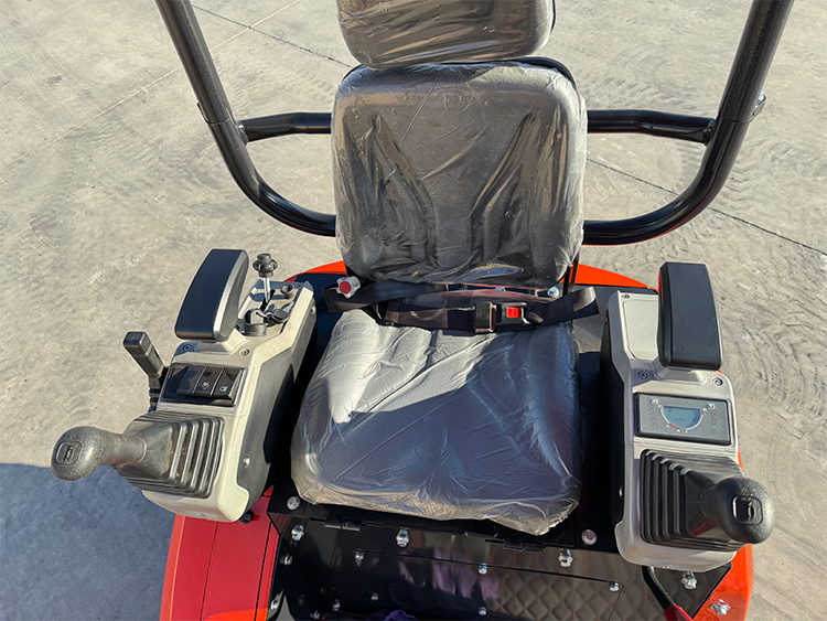 2.5トン掘削機 2.5トン掘削機