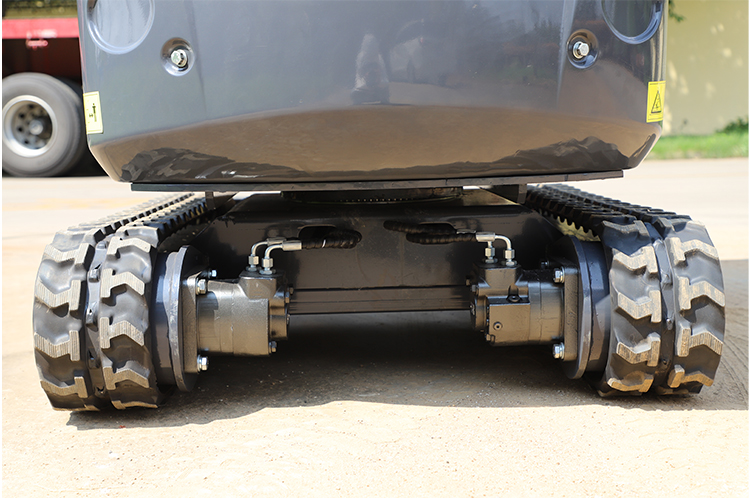 1.3トンの掘削機