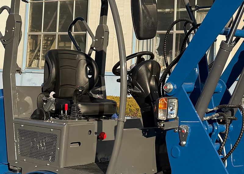 電動フロントエンドローダー