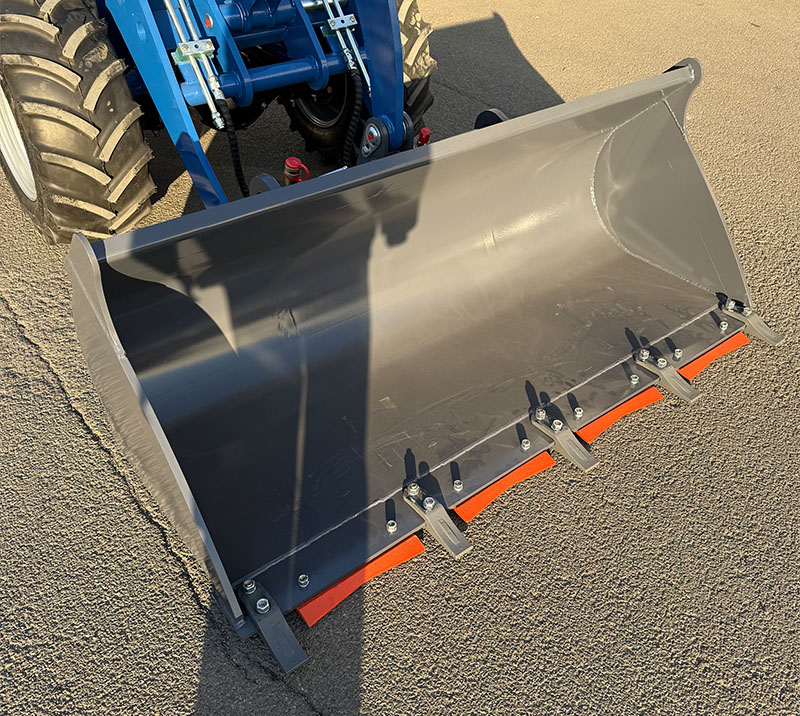 電動フロントエンドローダー