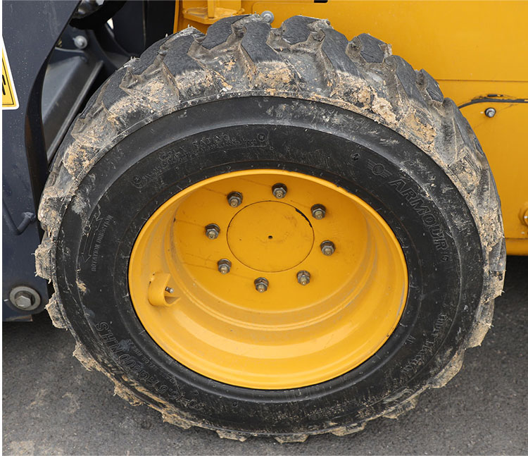 コンパクトスキッドステアローダー コンパクトスキッドステアローダー