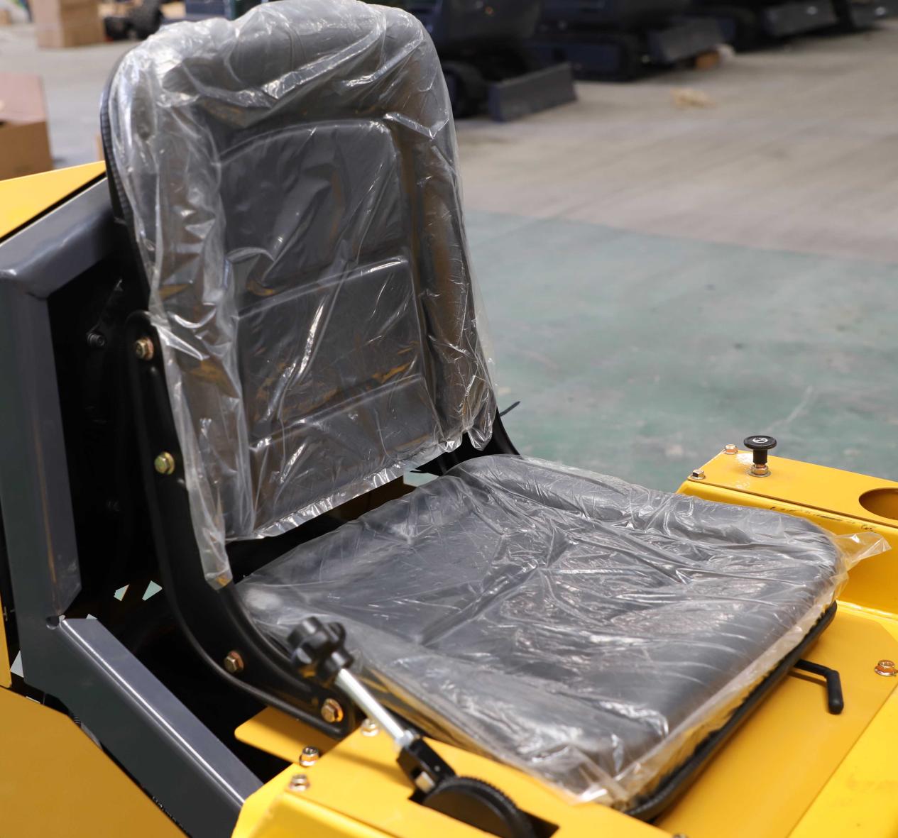 スキッドステア用クイックアタッチ