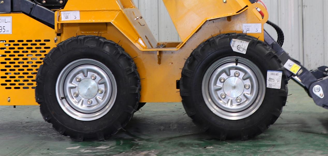 スキッドステア用クイックアタッチ