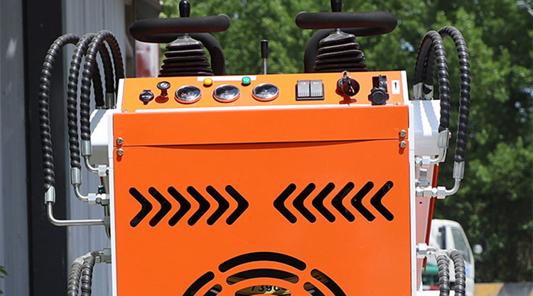 最大のスキッドステア